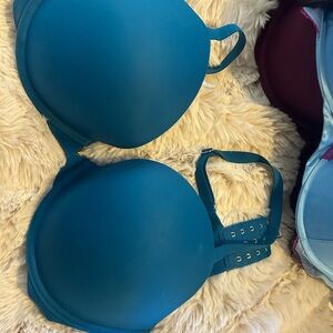 Victoria's Secret Teal Push-Up Bra